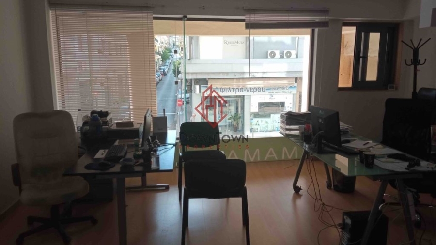 (For Sale) Commercial Retail Shop || Athens Center/Dafni - 42 Sq.m, 95.000€ 